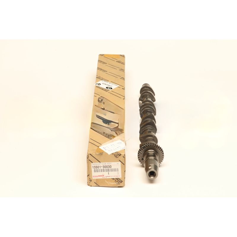 Toyota Camshaft Sub-Assembly 13501-30030